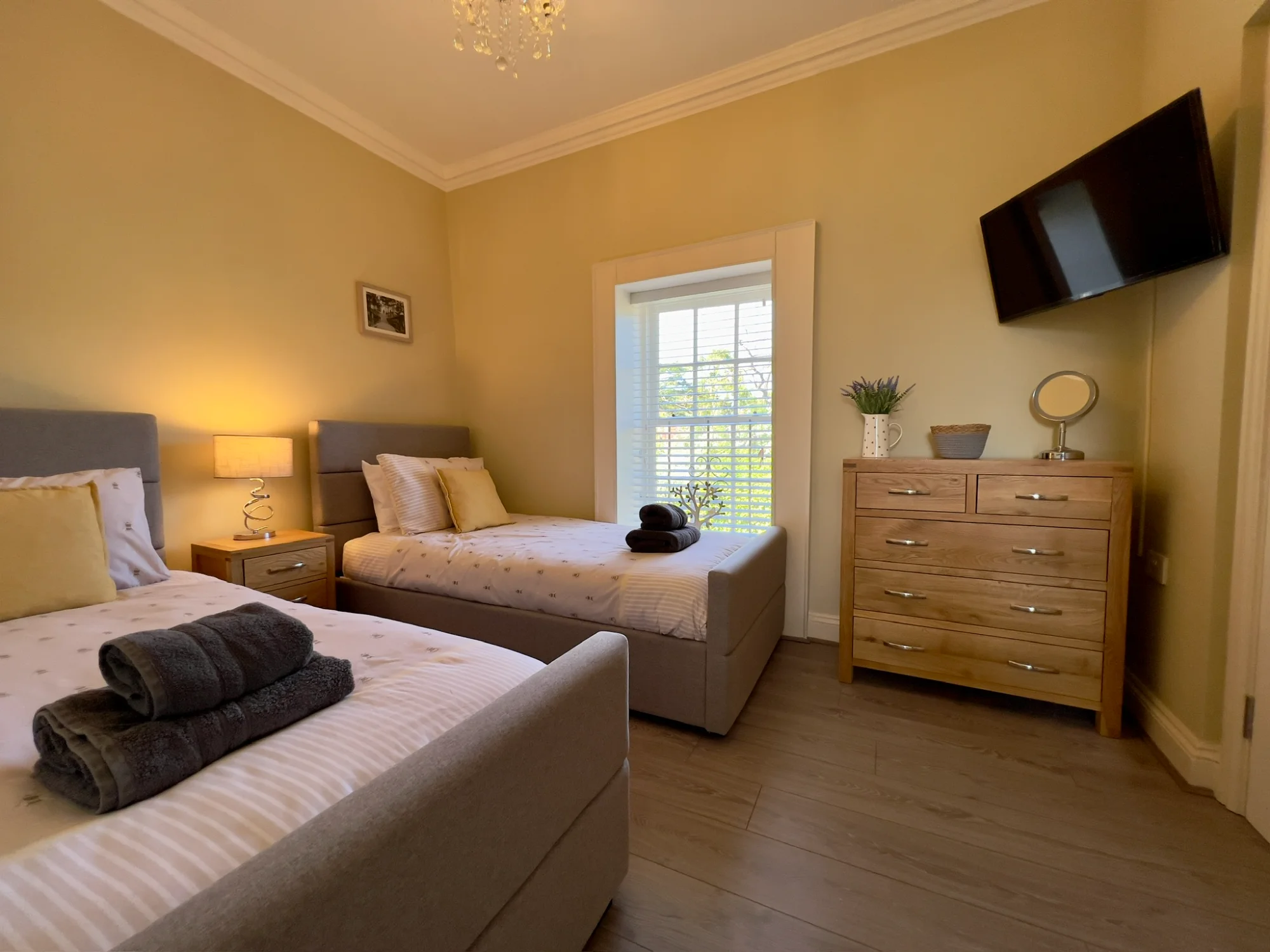 Comfortable Twin Bedroom